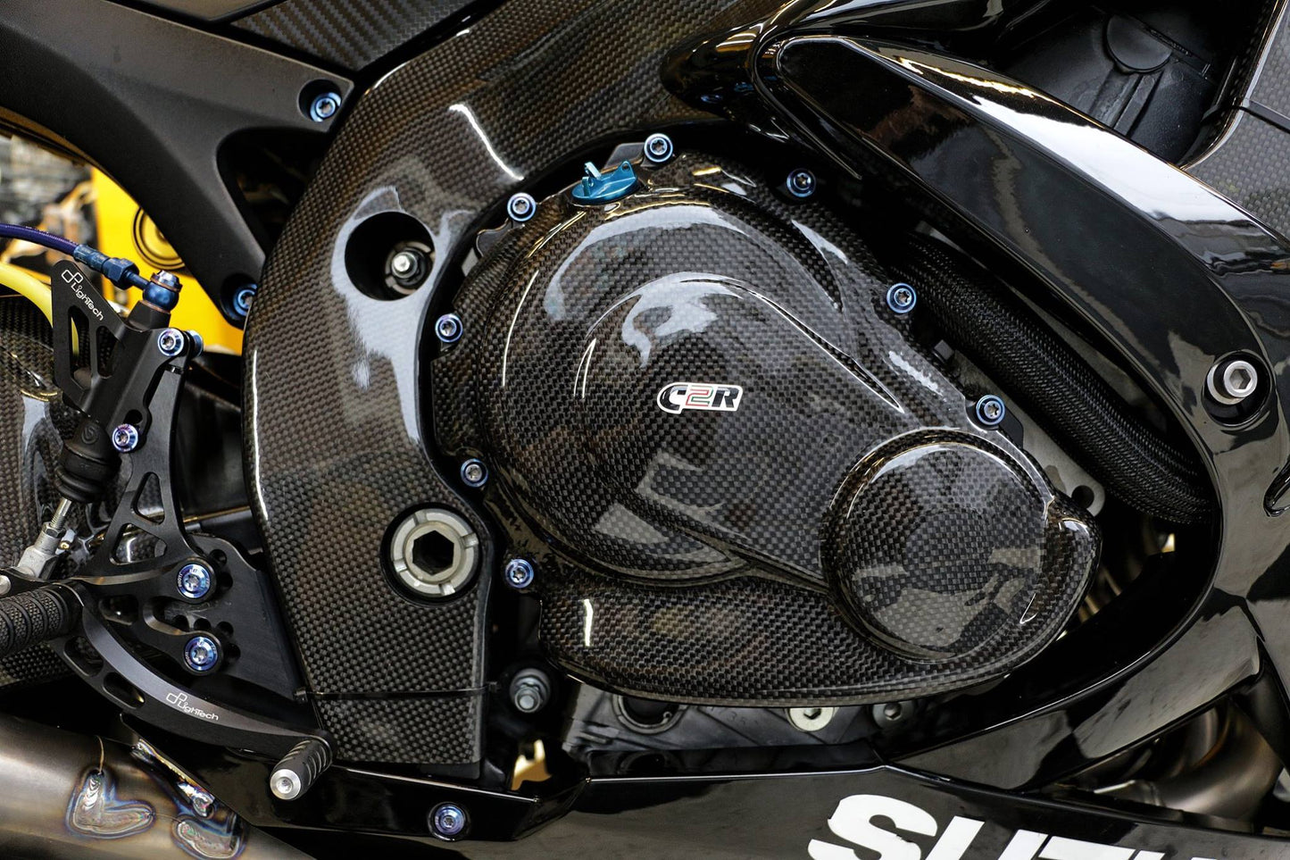 CARBON2RACE Suzuki GSX-R600/750 (11/18) Carbon Engine Case Covers