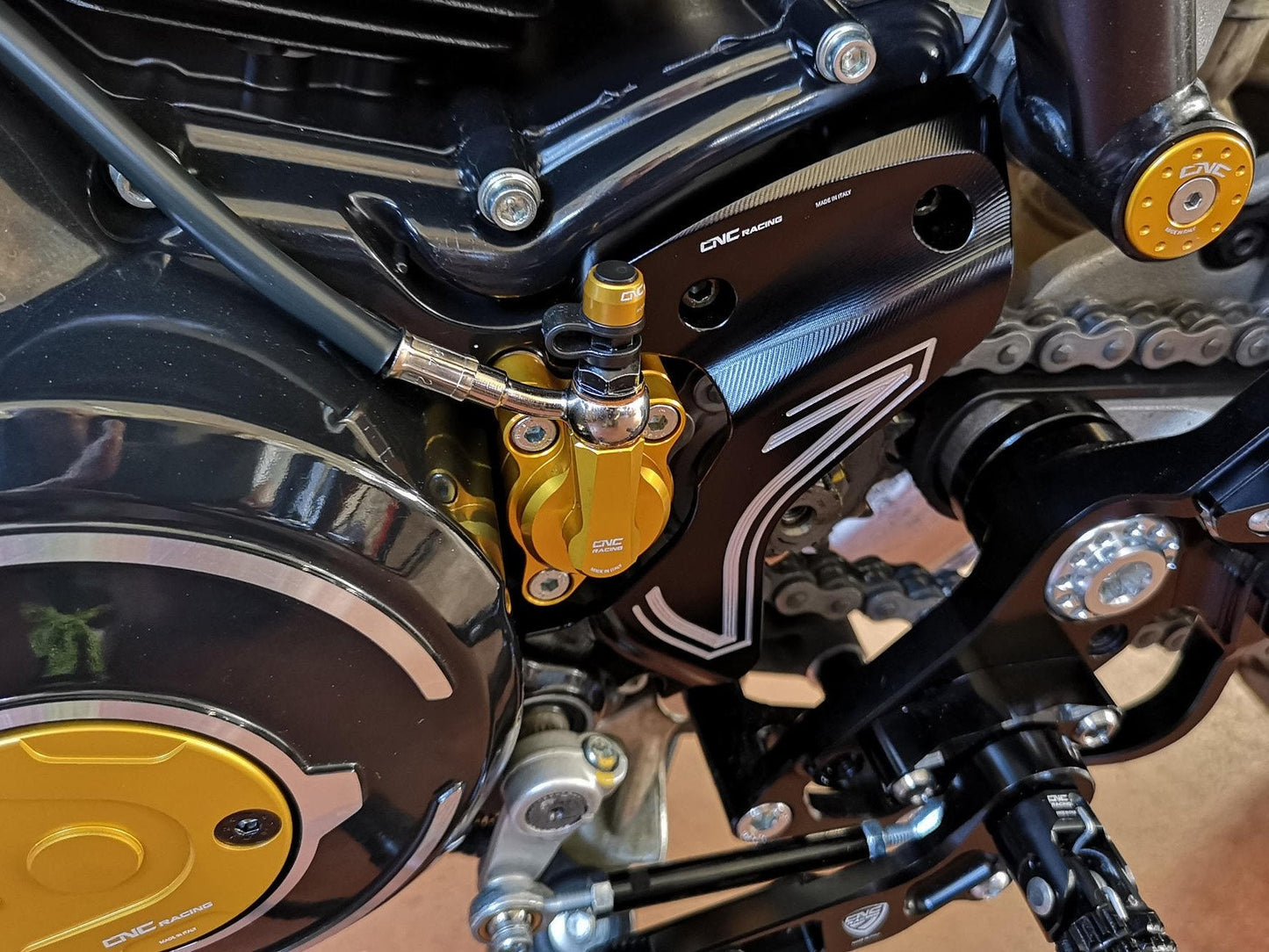 CP174 - CNC RACING Ducati Front Sprocket Cover