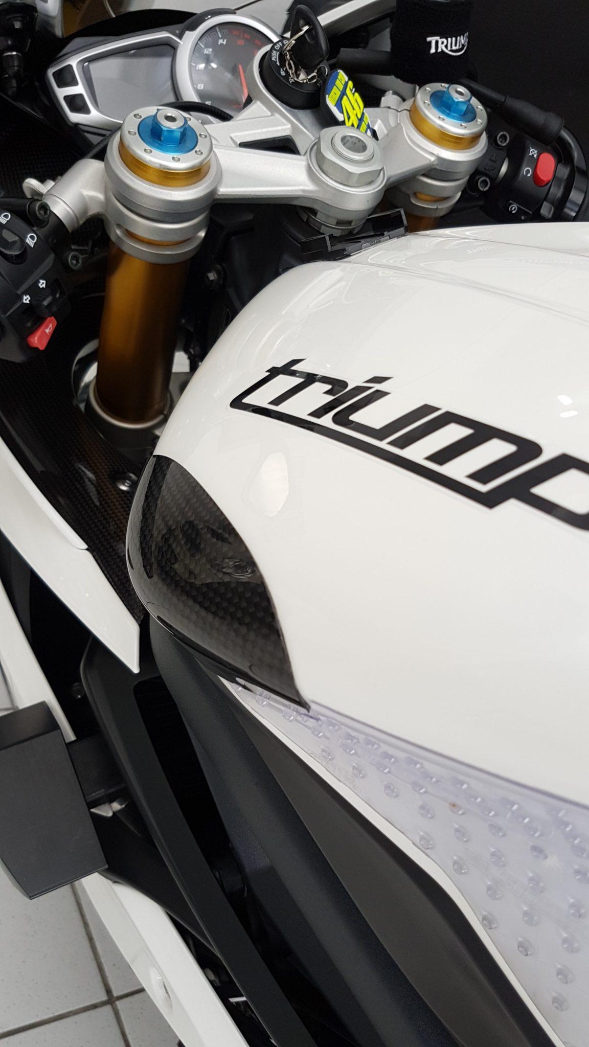 CARBON2RACE Triumph Daytona 675/R (13/17) Carbon Tank Sliders