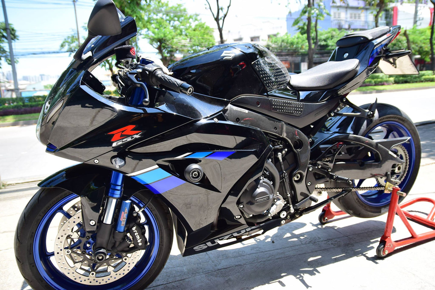 CARBON2RACE Suzuki GSX-R1000 (17/...) Carbon Frame Covers