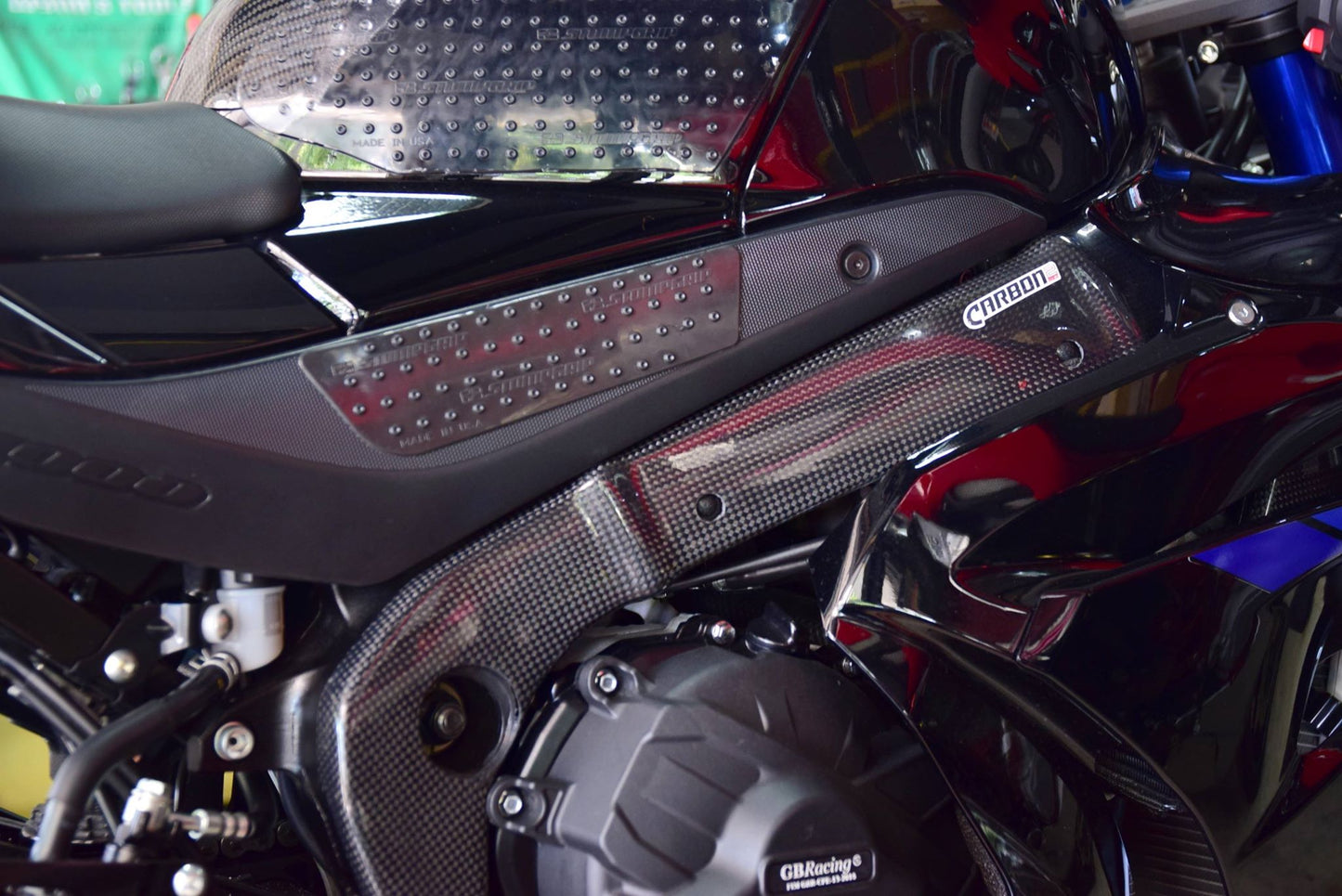 CARBON2RACE Suzuki GSX-R1000 (17/...) Carbon Frame Covers