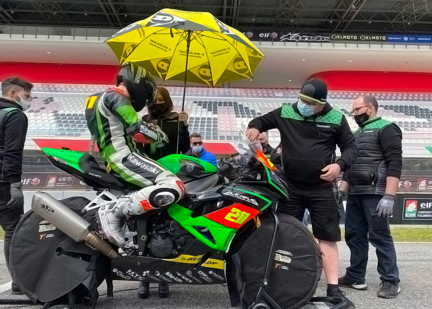SPARK Kawasaki ZX-6R (2009+) Full Titanium Exhaust System "Force" (racing)
