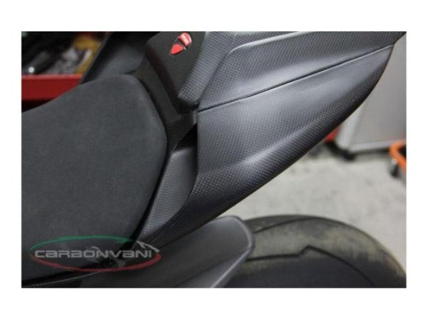 CARBONVANI Ducati Panigale 959 / 1299 Carbon Tail Side Panel (left)