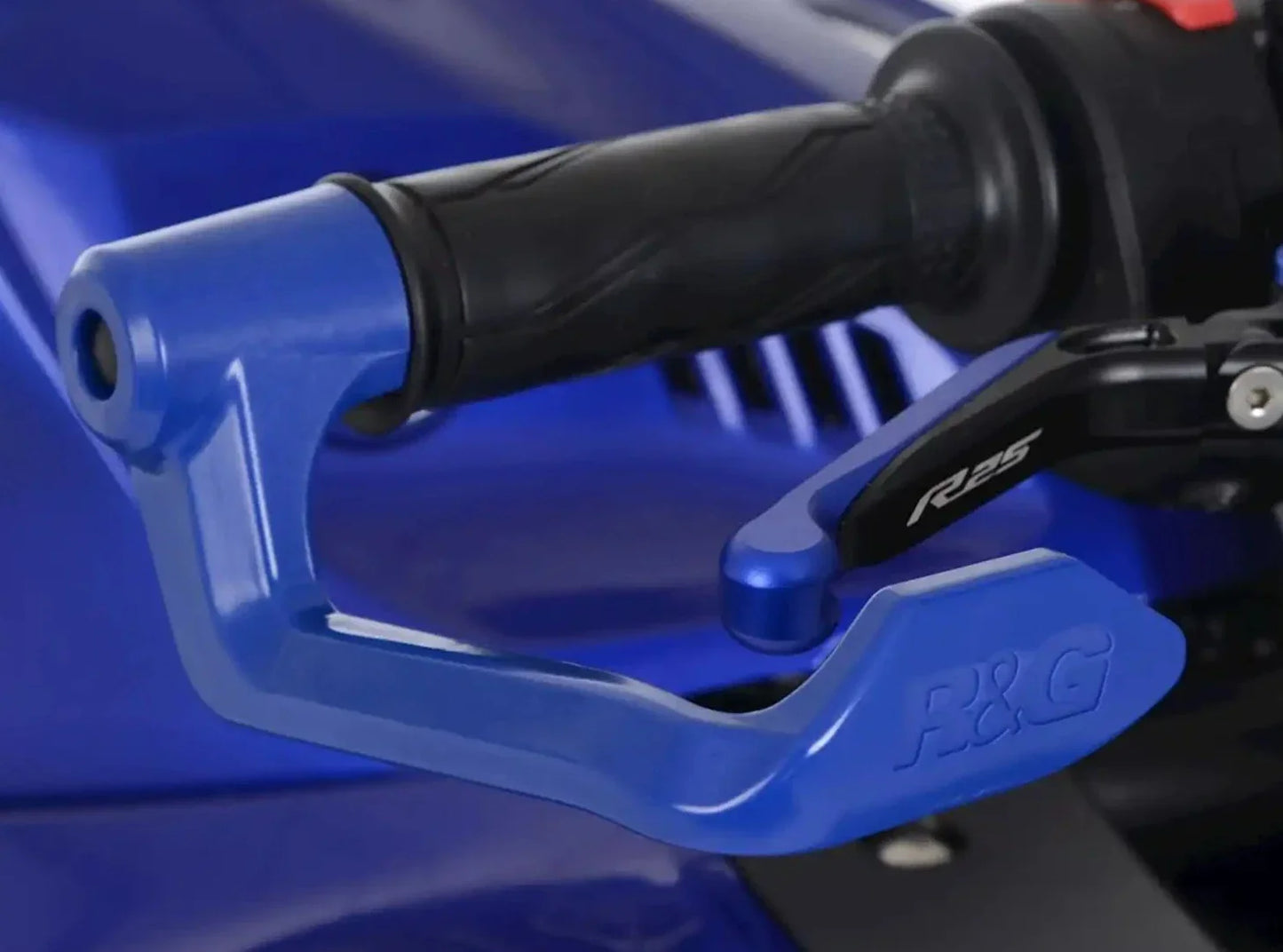 BLG0038 - R&G RACING Triumph Trident 660 / Speed Triple 1200 RS Brake Lever Guard