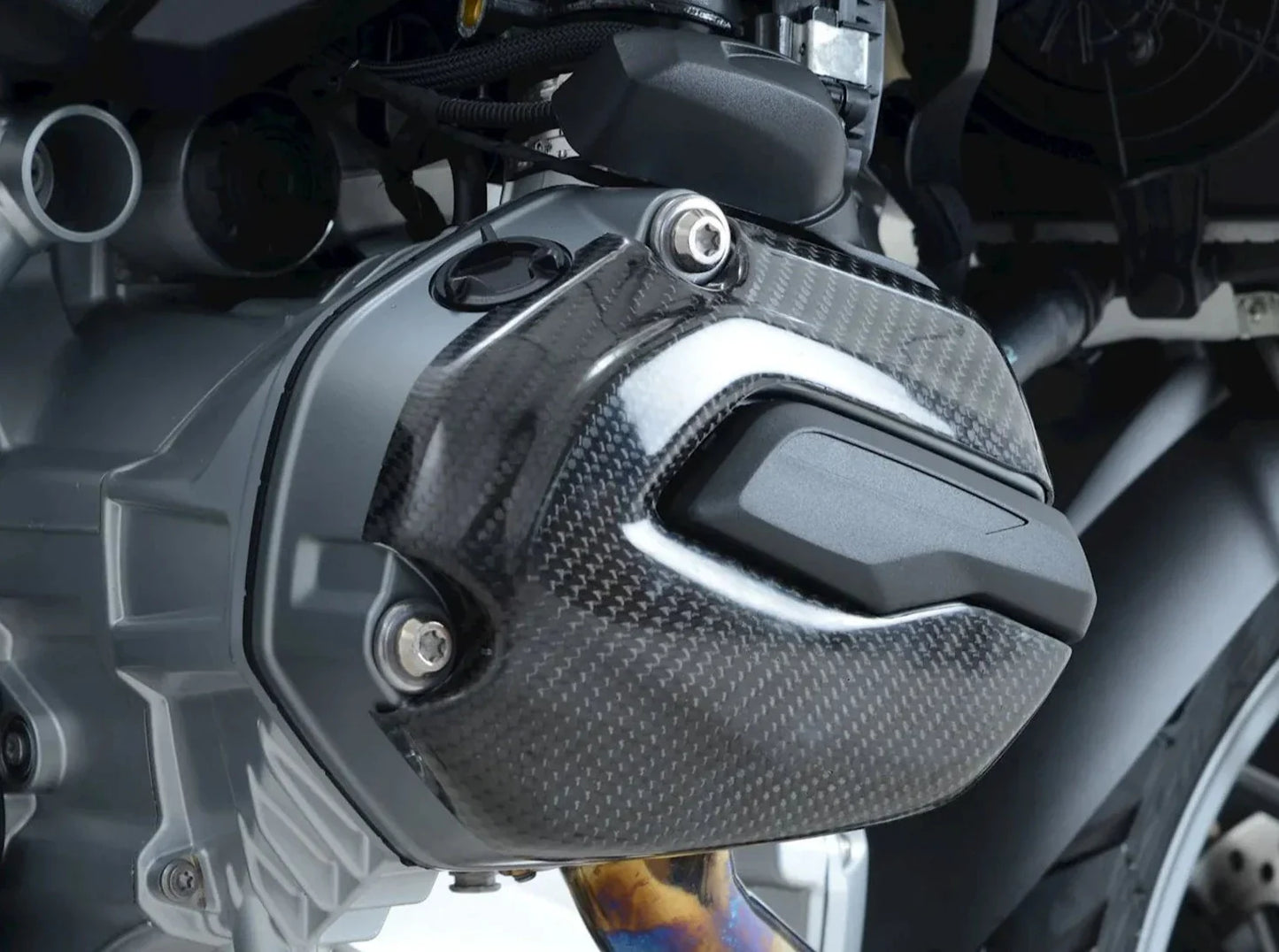 ECS0082 - R&G RACING BMW R1200GS / GSA / R / RS / RT Carbon Engine Case Slider (right)
