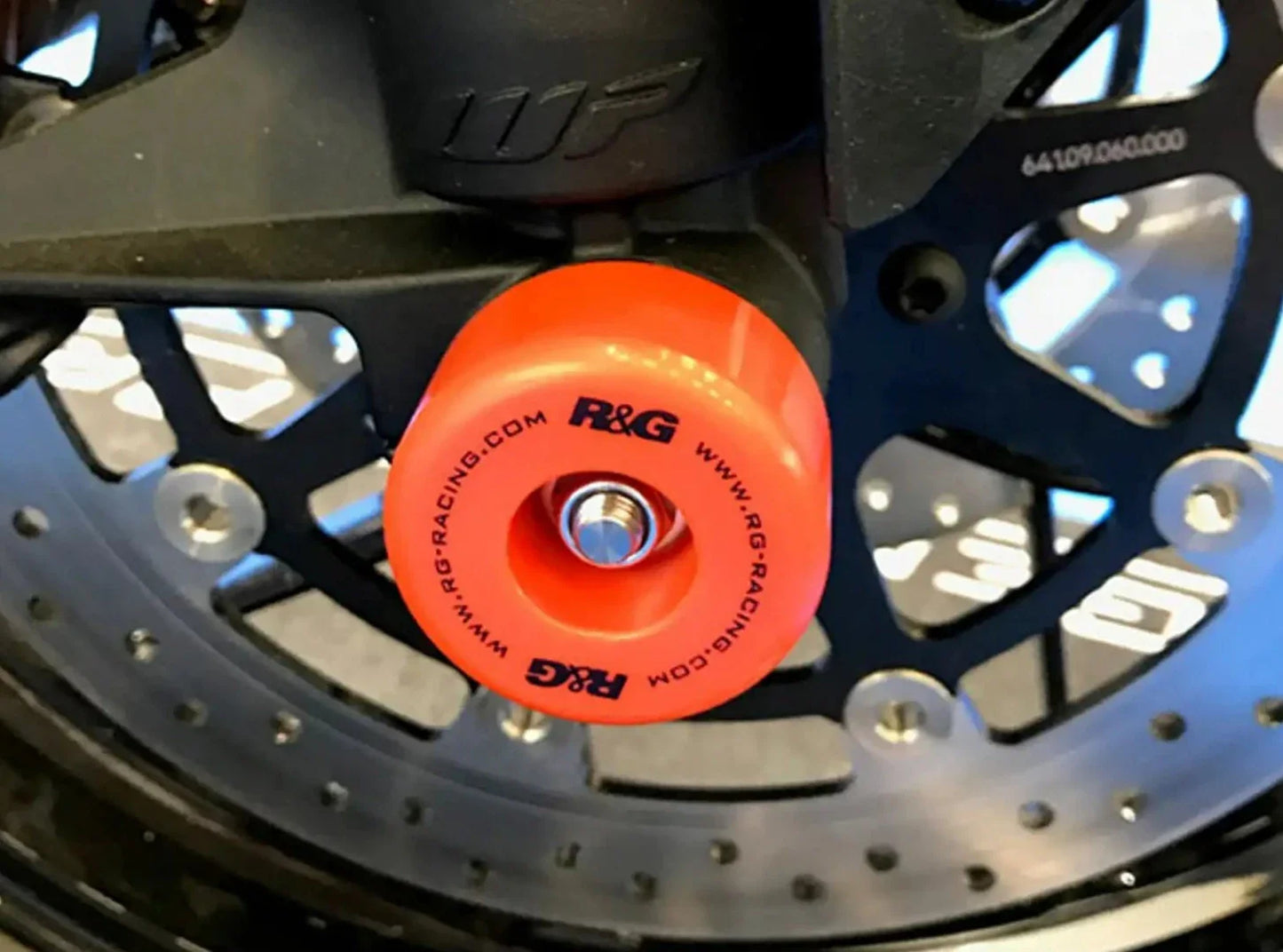 FP0072 - R&G RACING KTM Duke / Super Duke / Supermoto Front Wheel Sliders