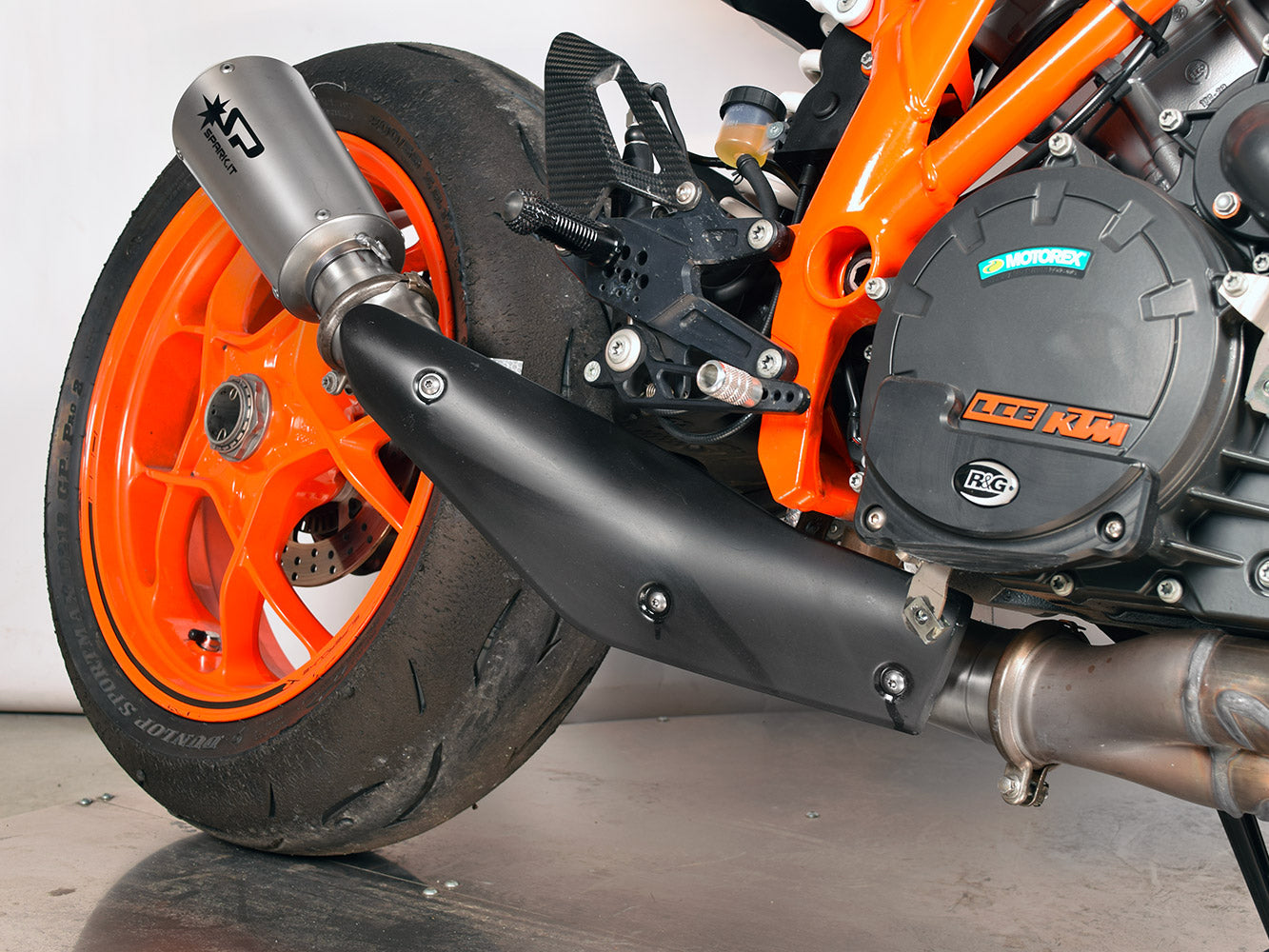 SPARK KTM 1290 Super Duke (14/16) Slip-on Exhaust "MotoGp" (racing)