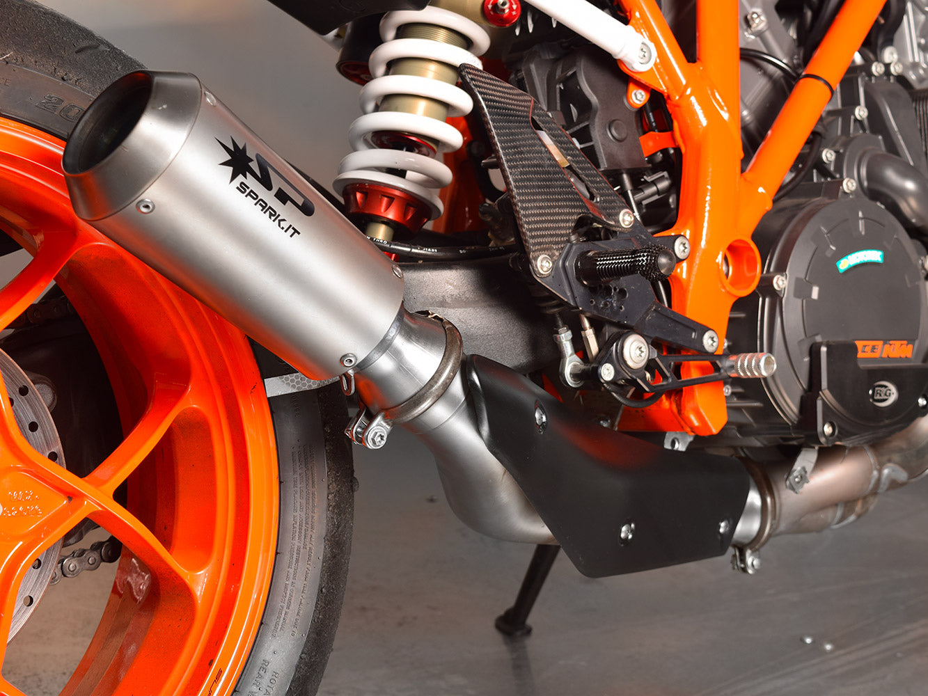 SPARK KTM 1290 Super Duke (14/16) Slip-on Exhaust "MotoGp" (racing)