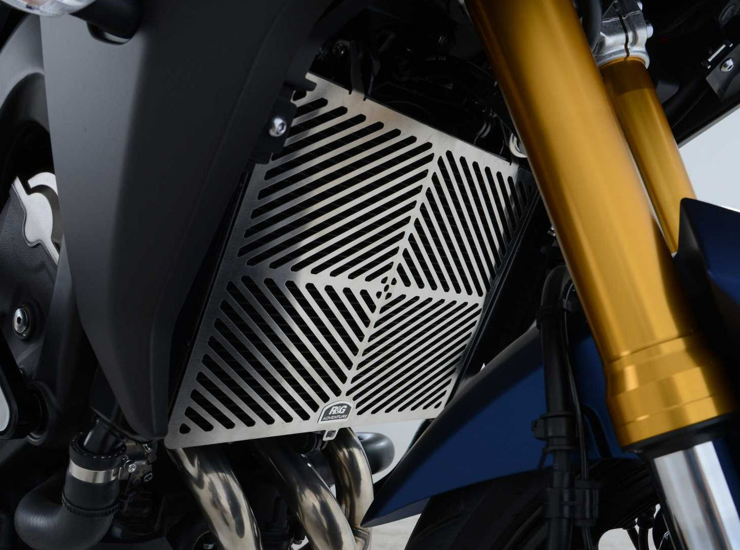 SRG0060 - R&G RACING Yamaha MT-09 / Tracer 900 Radiator Guard (steel)