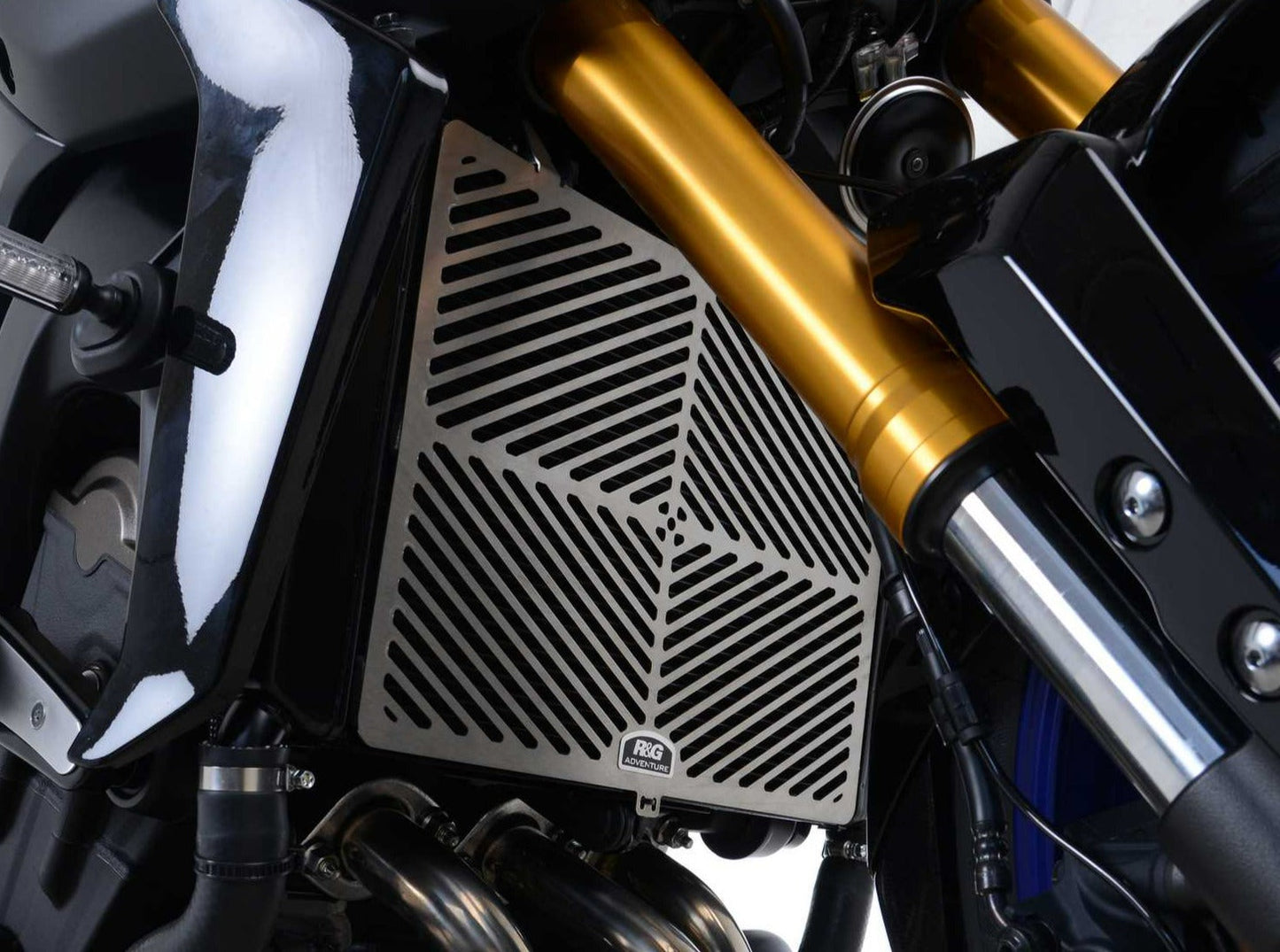SRG0060 - R&G RACING Yamaha MT-09 / Tracer 900 Radiator Guard (steel)