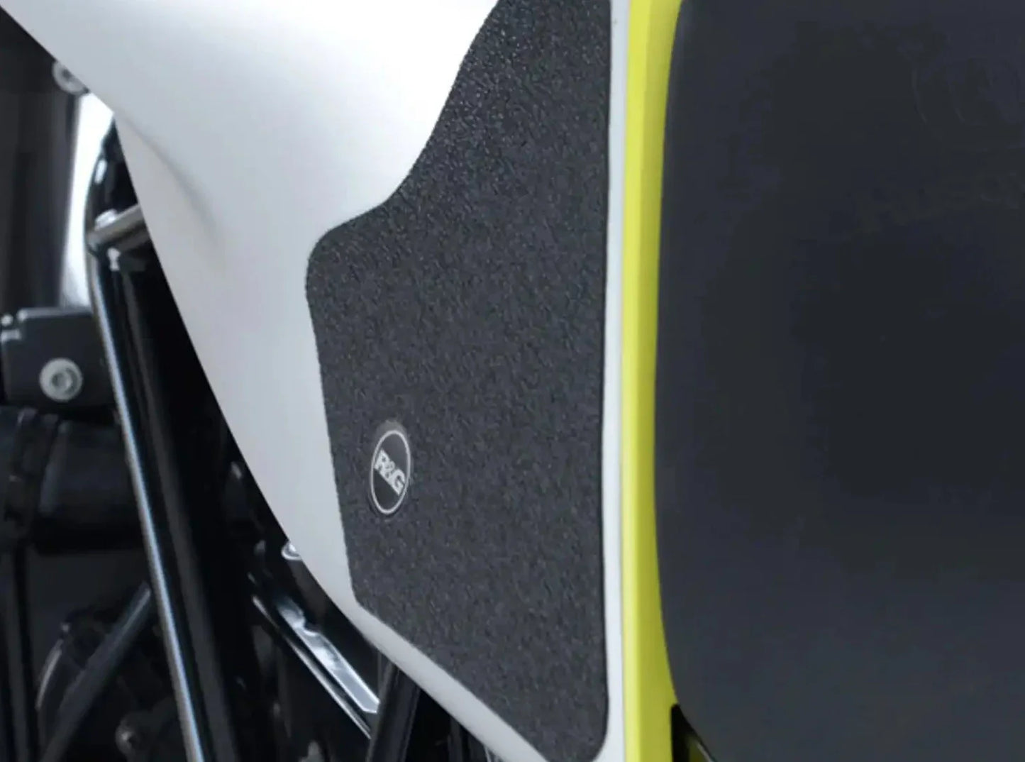 EZRG1102 - R&G RACING Husqvarna Vitpilen / Svartpilen 701 Fuel Tank Traction Grips