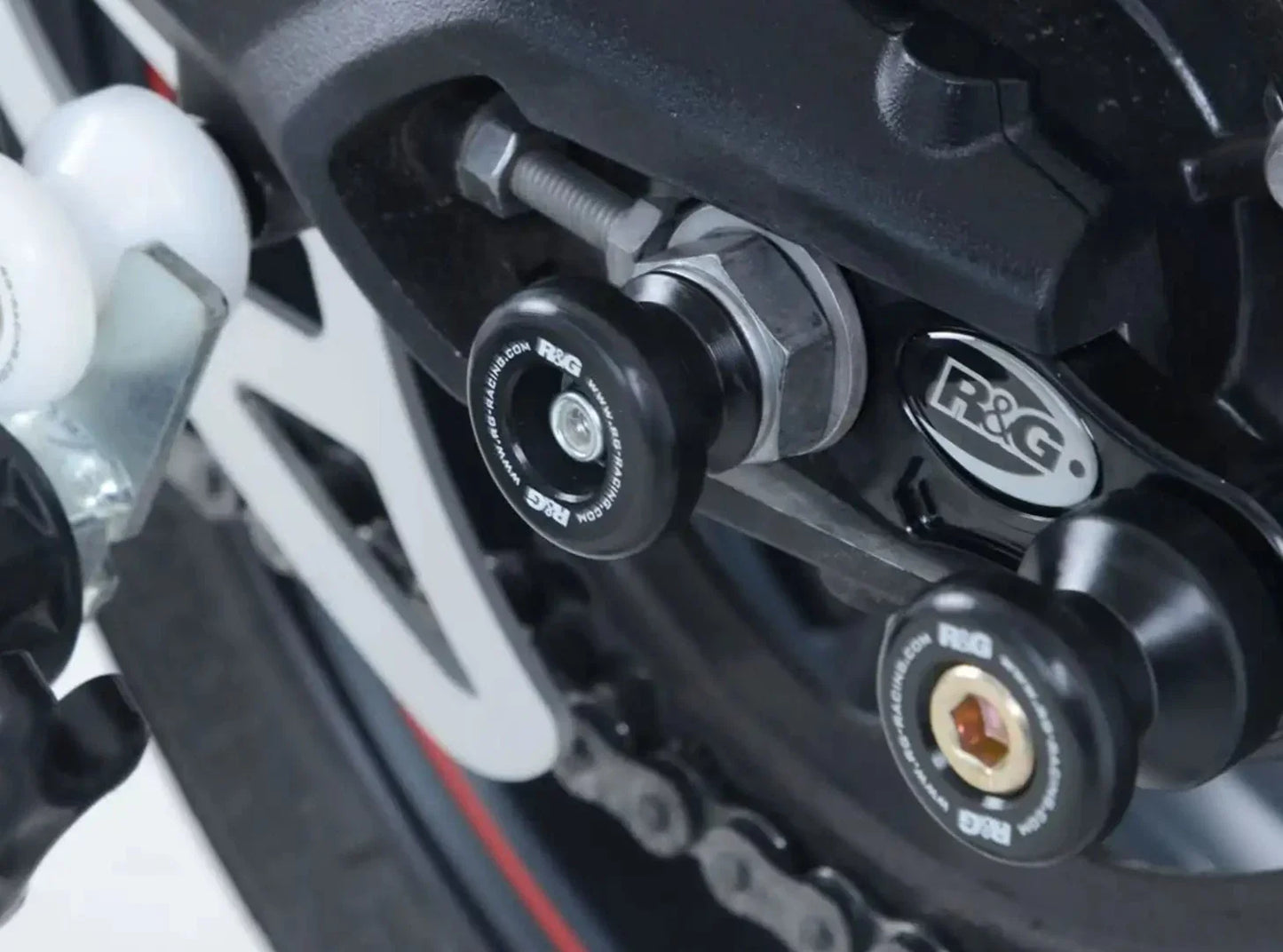 SS0013 - R&G RACING Triumph Daytona / Street Triple Rear Wheel Sliders (paddock stand bobbins)