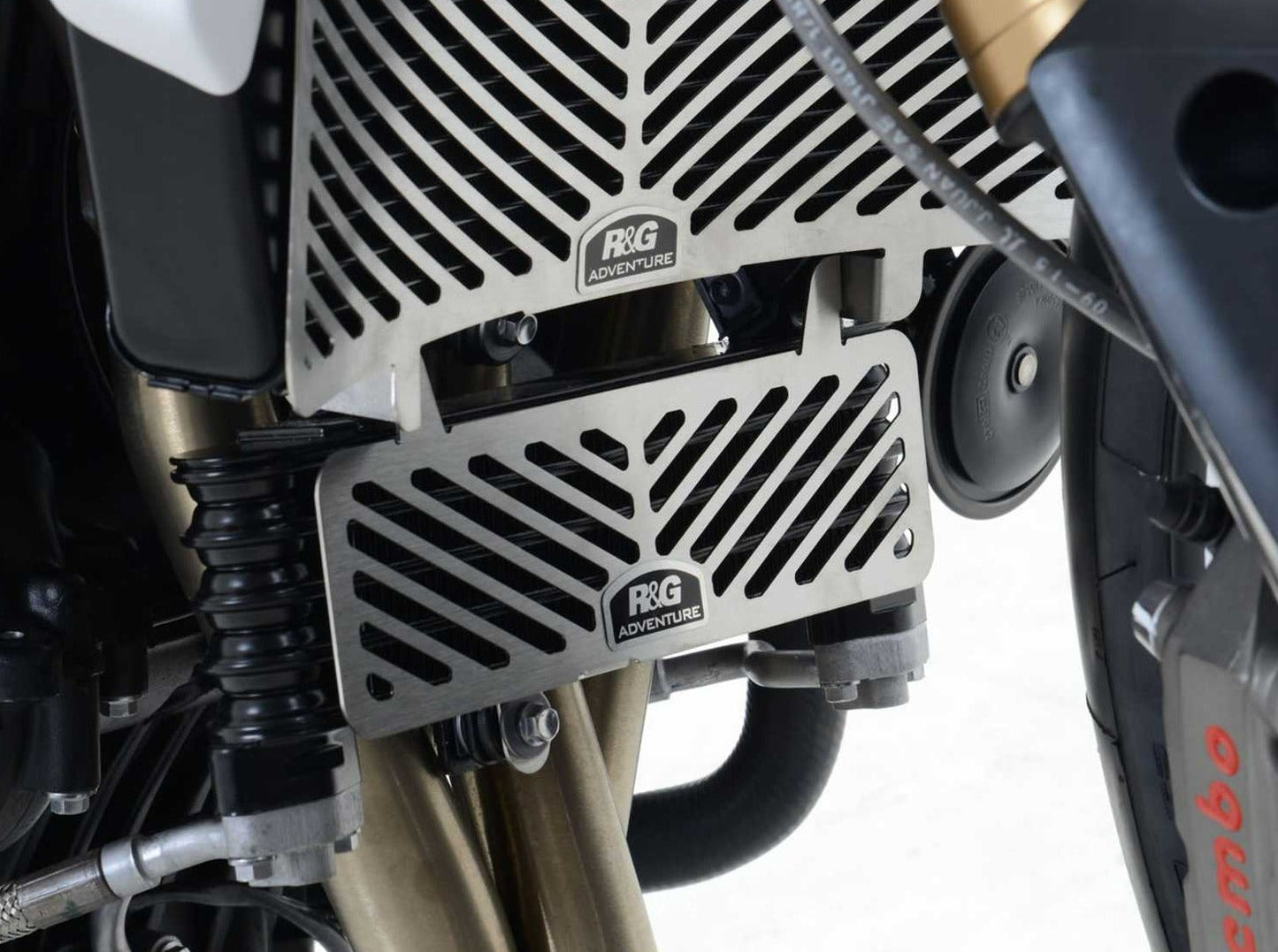 SCG0002 - R&G RACING Triumph Speed Triple / S / R / RS Oil Cooler Guard (stainless steel)
