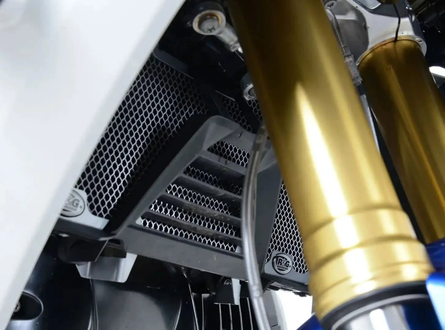 RAD0196 - R&G RACING BMW R1200R / RS / 1250R / RS Radiator Guard