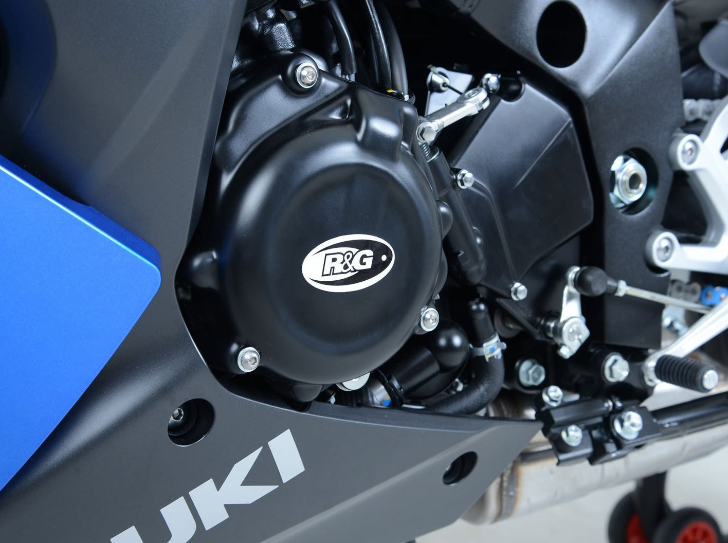 ECC0201 - R&G RACING Suzuki GSX-S1000 / GSX-S950 / Katana Alternator Cover Protection (left side)
