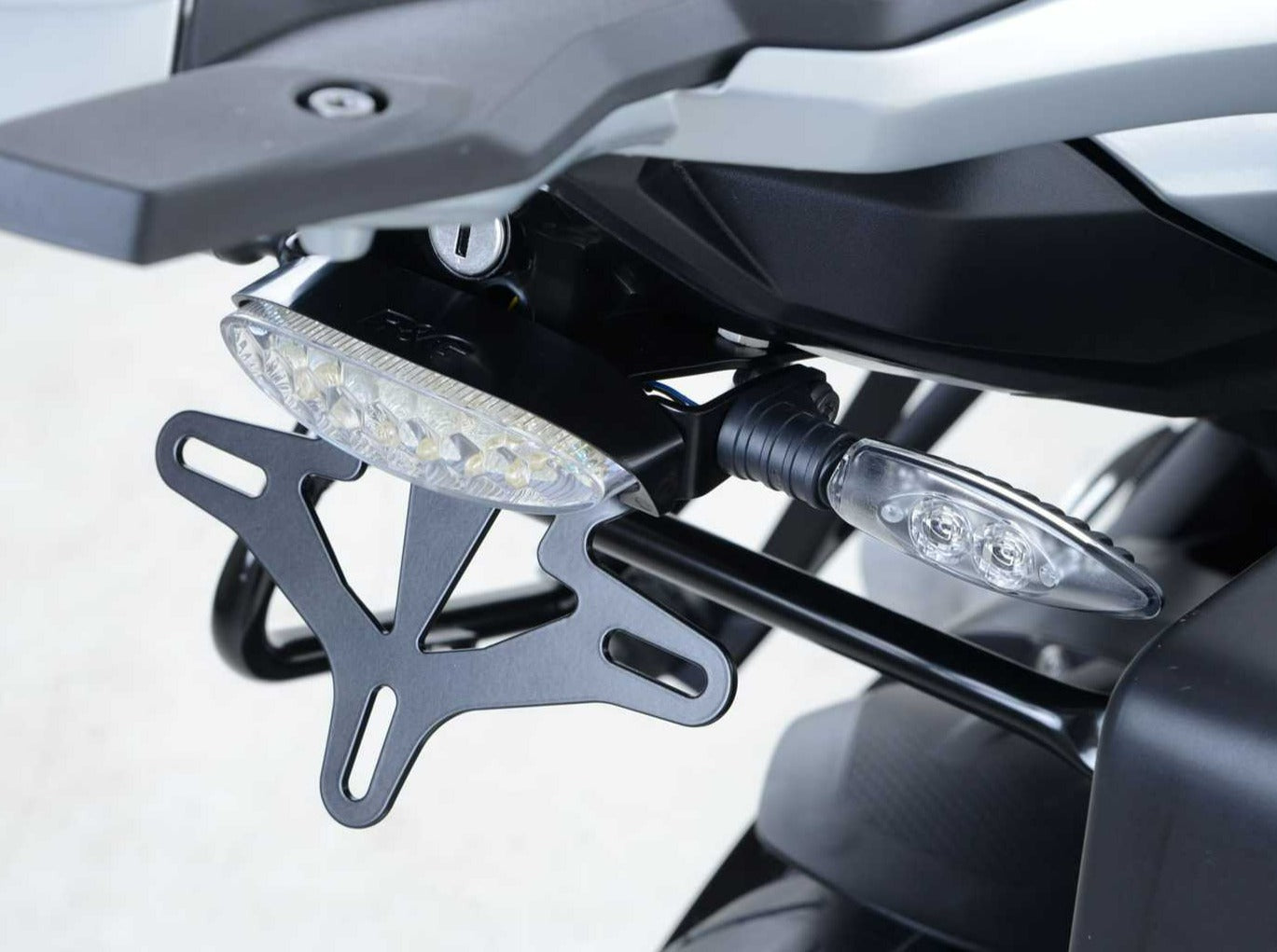 LP0185 - R&G RACING BMW S1000XR (15/19) Tail Tidy