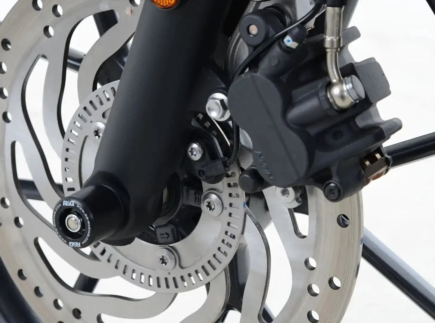 FP0189 - R&G RACING Triumph Street Twin Front Wheel Sliders