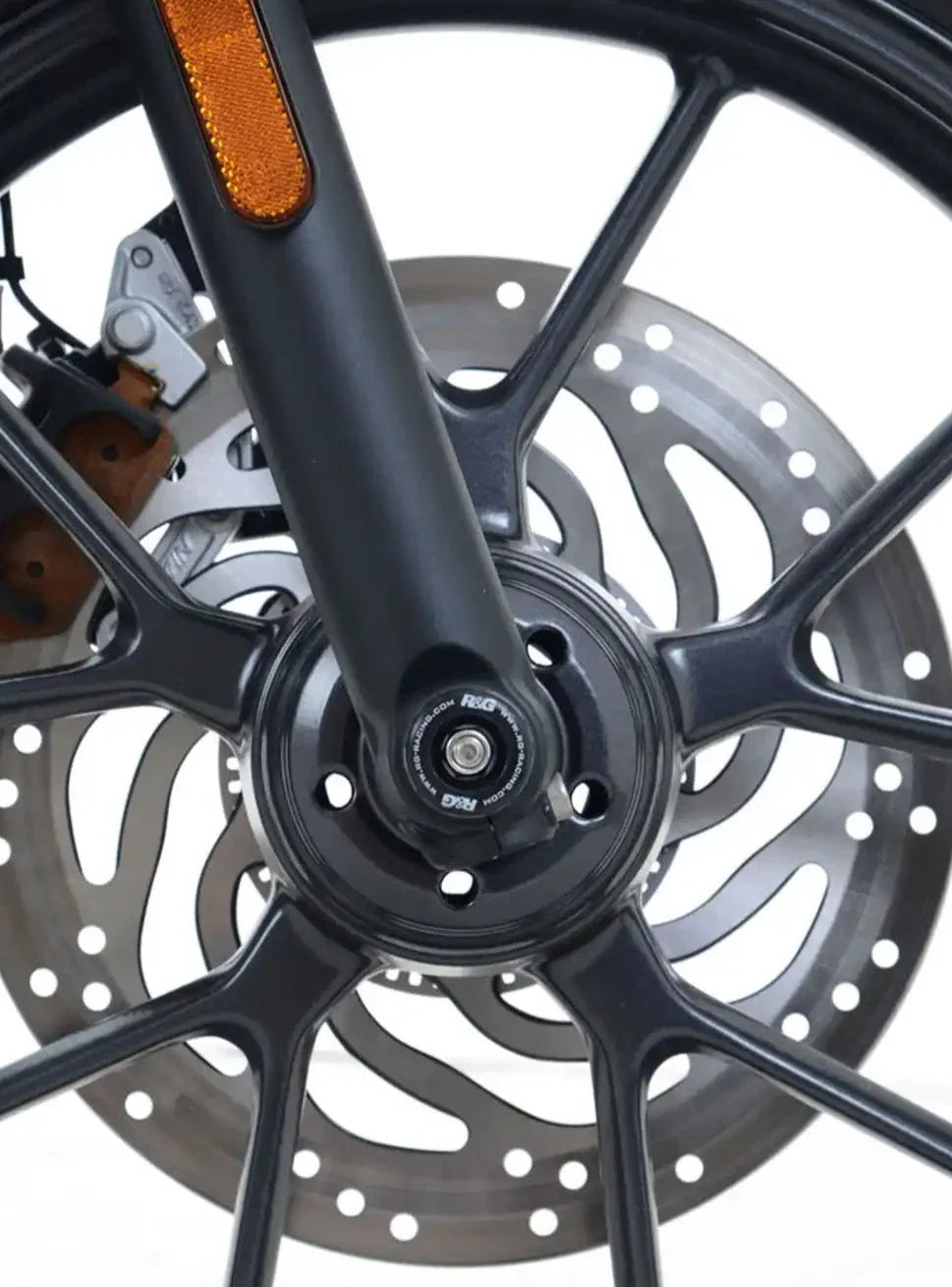 FP0189 - R&G RACING Triumph Street Twin Front Wheel Sliders