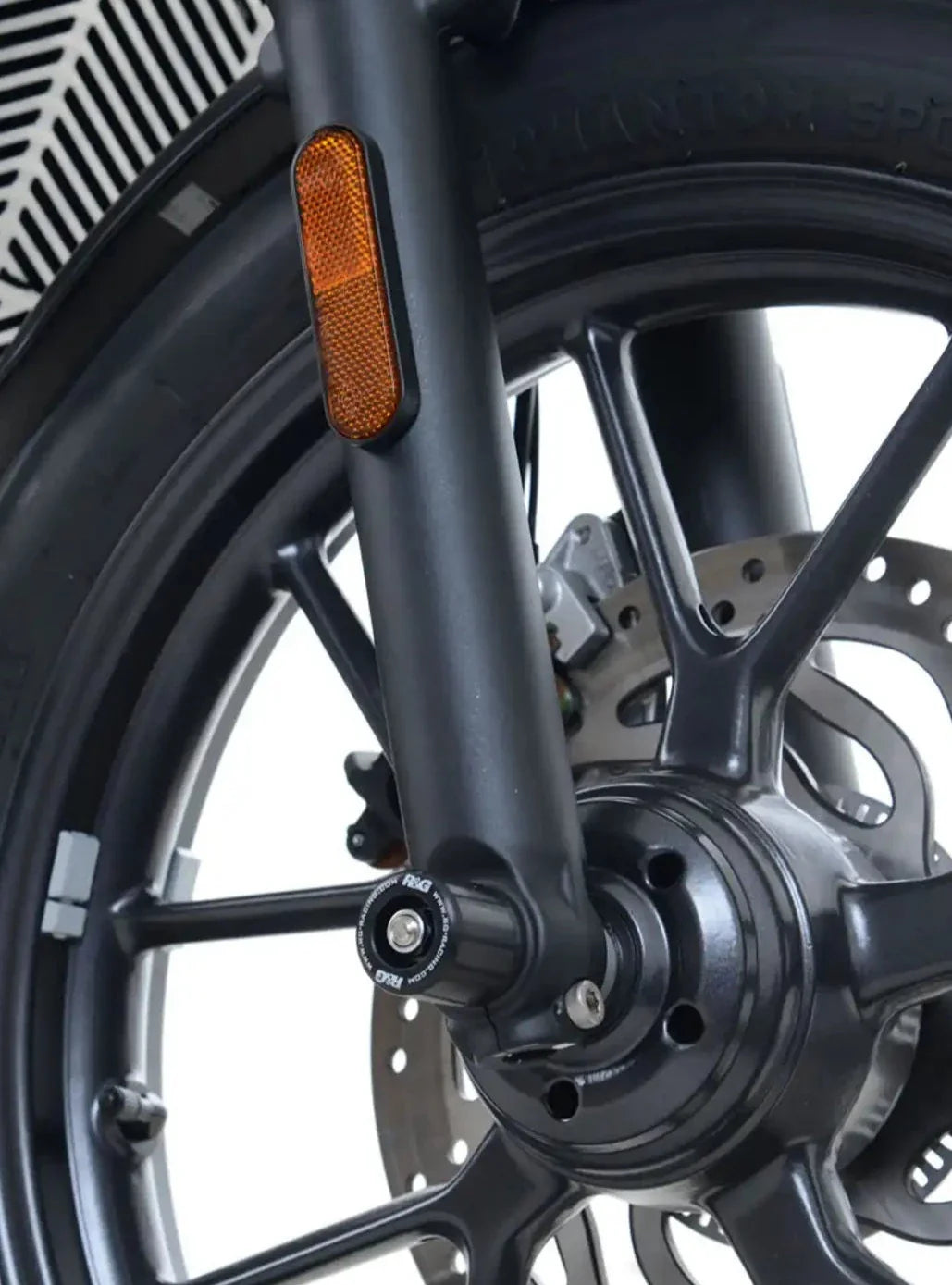 FP0189 - R&G RACING Triumph Street Twin Front Wheel Sliders