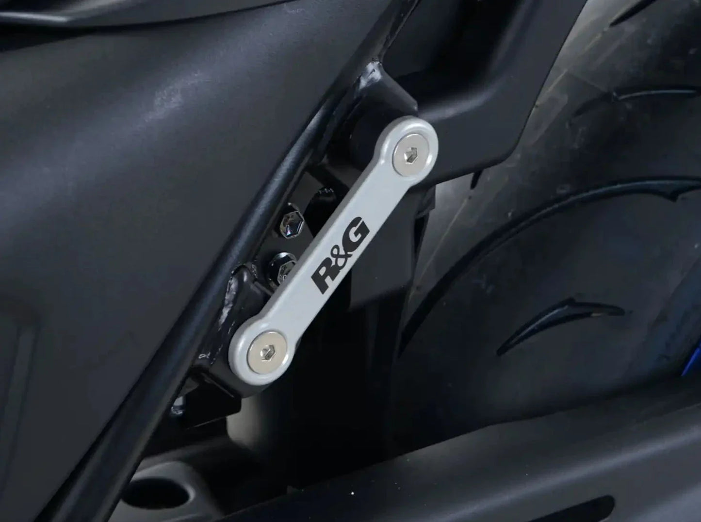 EH0071 - R&G RACING Suzuki SV650 / SV650X Exhaust Hanger & Blanking Plate Kit
