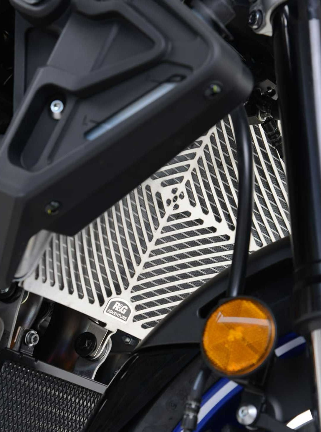 SRG0036 - R&G RACING Yamaha MT-10 / YZF-R1 Radiator Guard (steel)