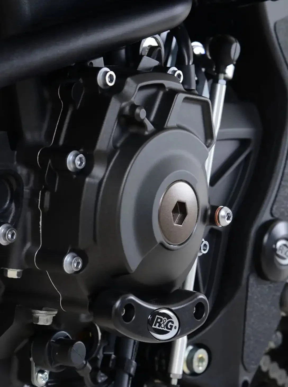 ECS0111 - R&G RACING Yamaha MT-10 / SP Engine Case Slider (left)