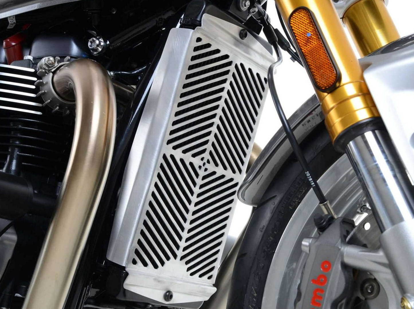 SRG0047 - R&G RACING Triumph Radiator Guard (steel)