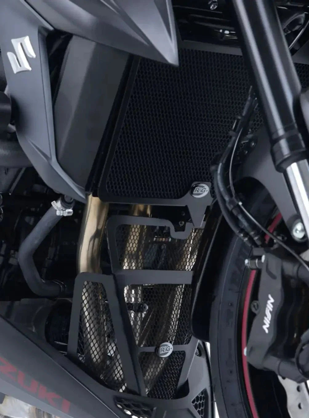 RAD0106 - R&G RACING Suzuki GSR750 / GSX-S750 Radiator Guard