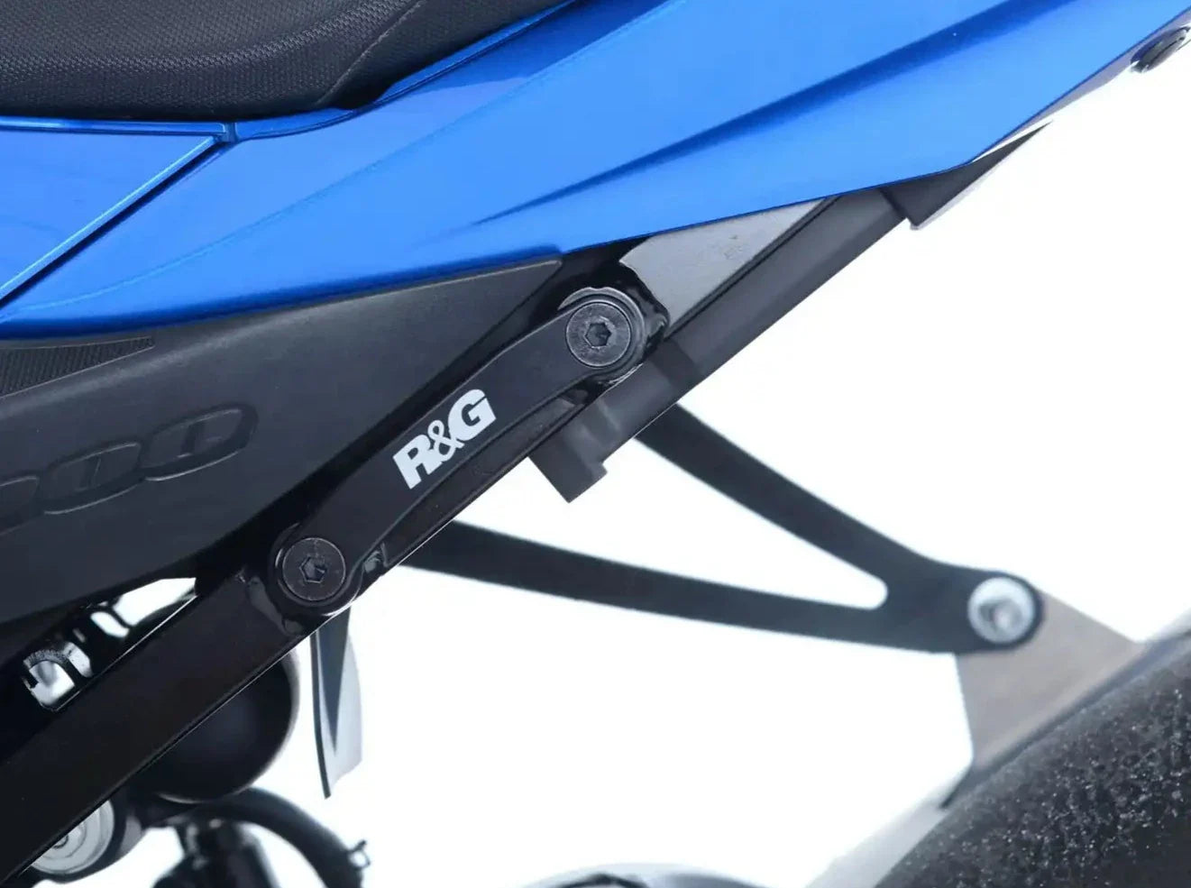 EH0077 - R&G RACING Suzuki GSX-R1000 / R1000R (2017+) Exhaust Hanger & Blanking Plate Kit