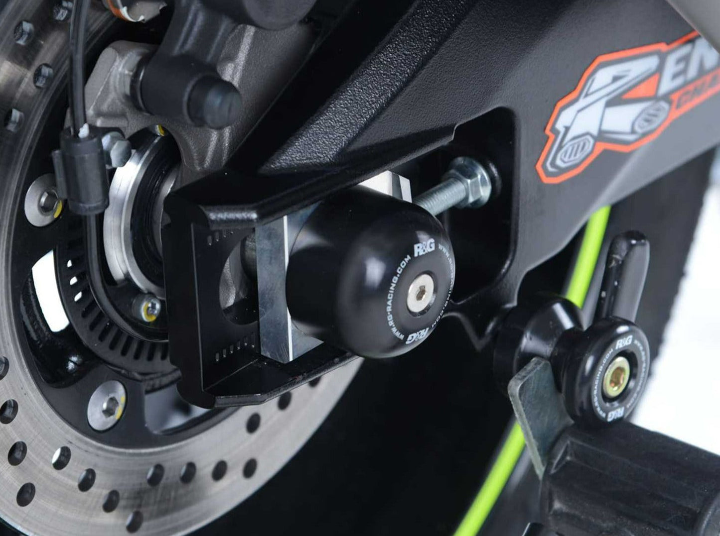 SP0076 - R&G RACING Suzuki GSX-R1000 / R Rear Wheel Sliders (swingarm)