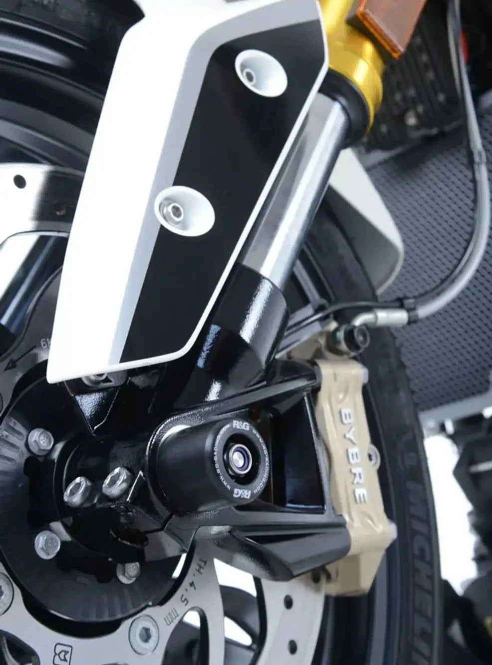 FP0197 - R&G RACING BMW G310R / GS / RR Front Wheel Sliders