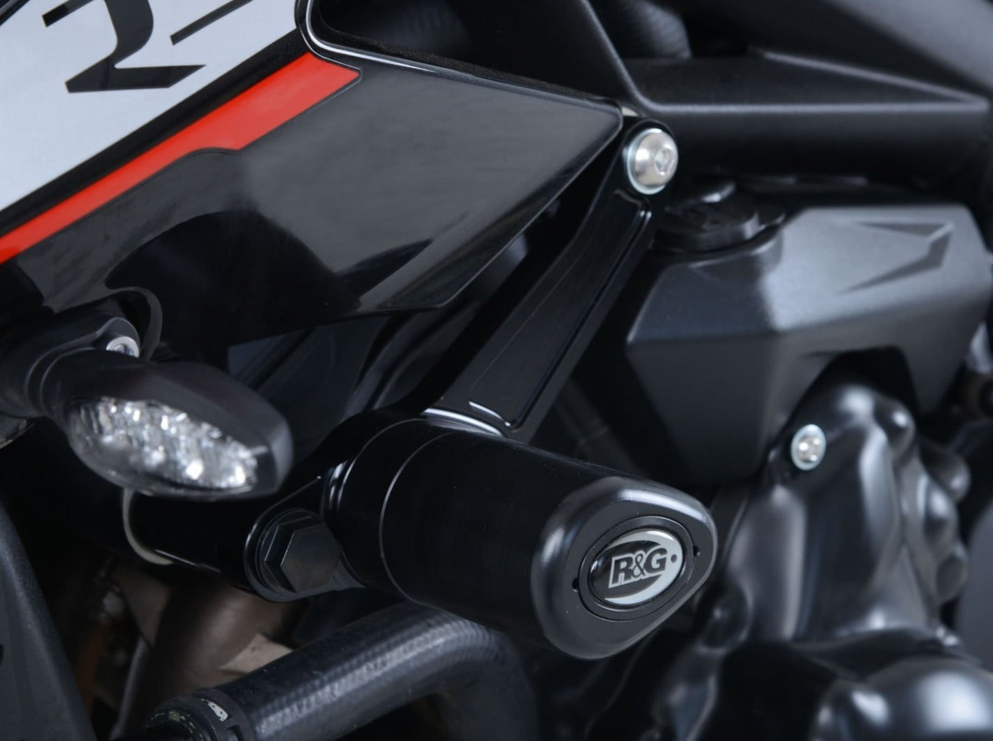 CP0430 - R&G RACING Triumph Street Triple S / R / RS Frame Crash Protection Sliders "Aero"