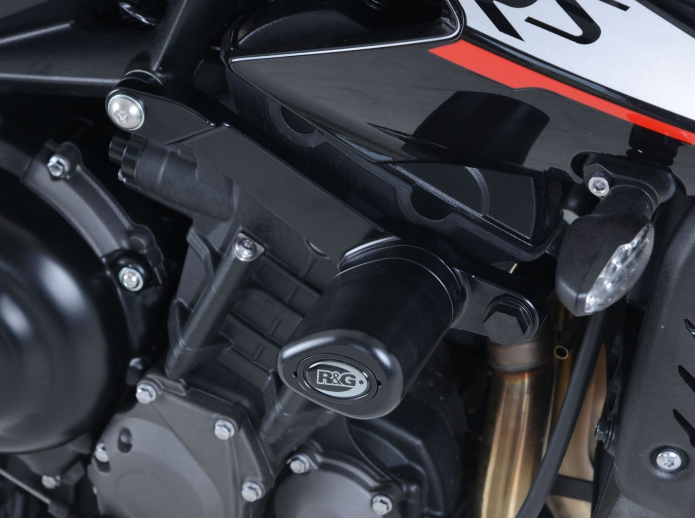 CP0430 - R&G RACING Triumph Street Triple S / R / RS Frame Crash Protection Sliders "Aero"