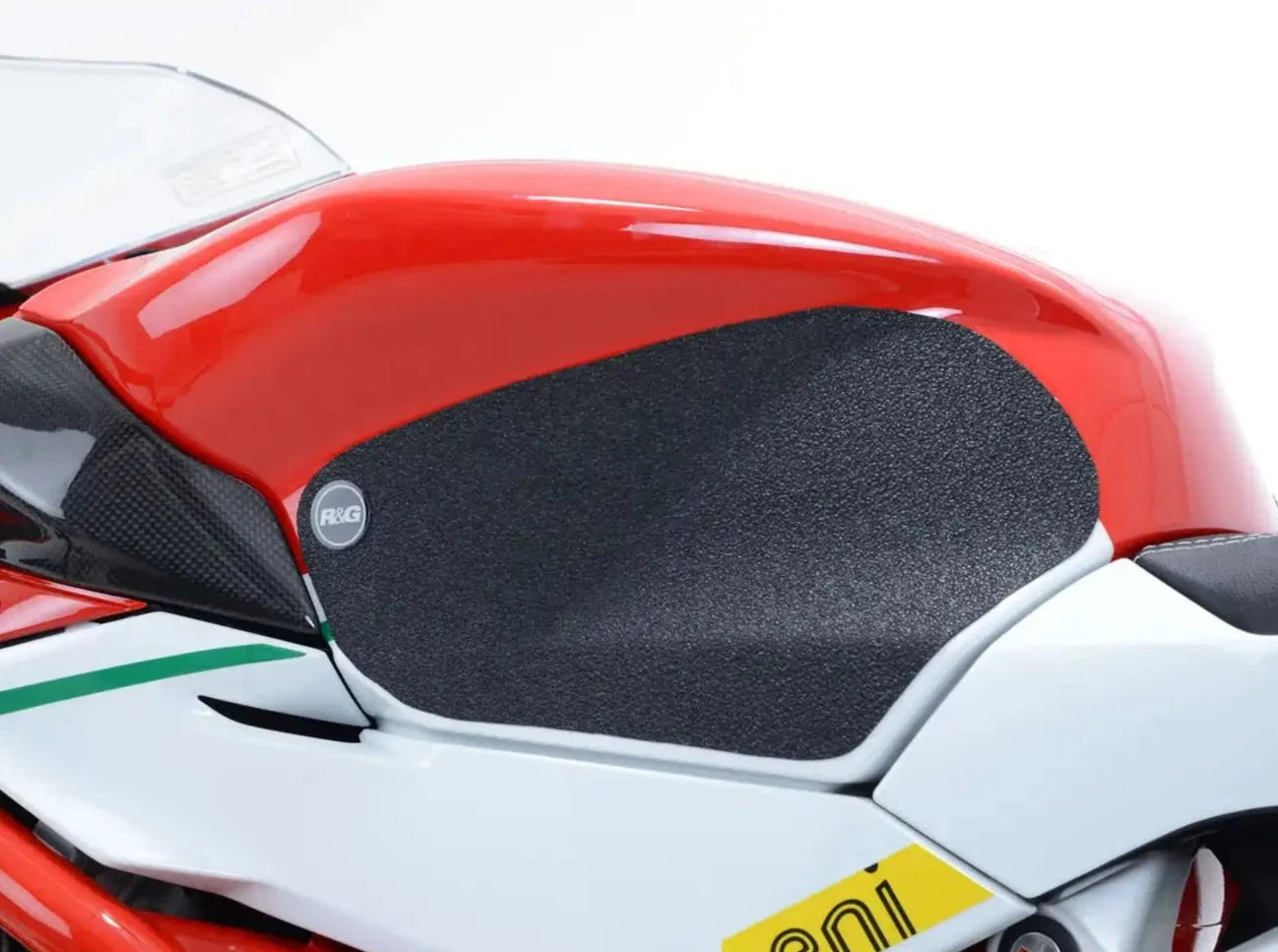 EZRG603 - R&G RACING MV Agusta F4 750 / 1000R / RR / RC Fuel Tank Traction Grips
