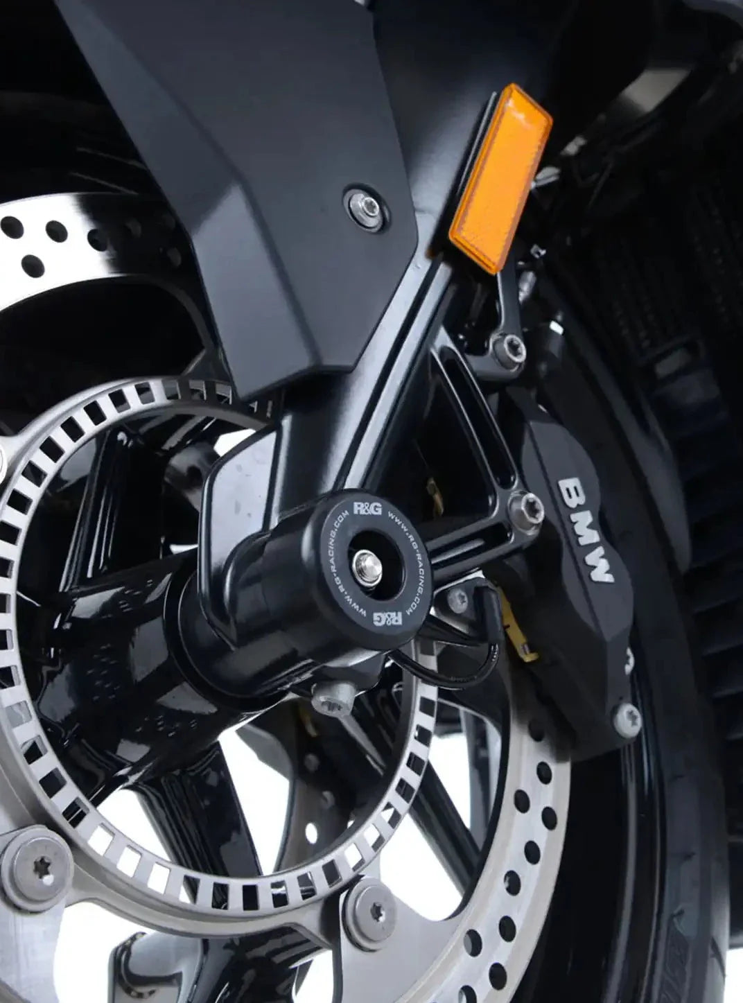 FP0199 - R&G RACING BMW K1600GT SE (17/18) Front Wheel Sliders