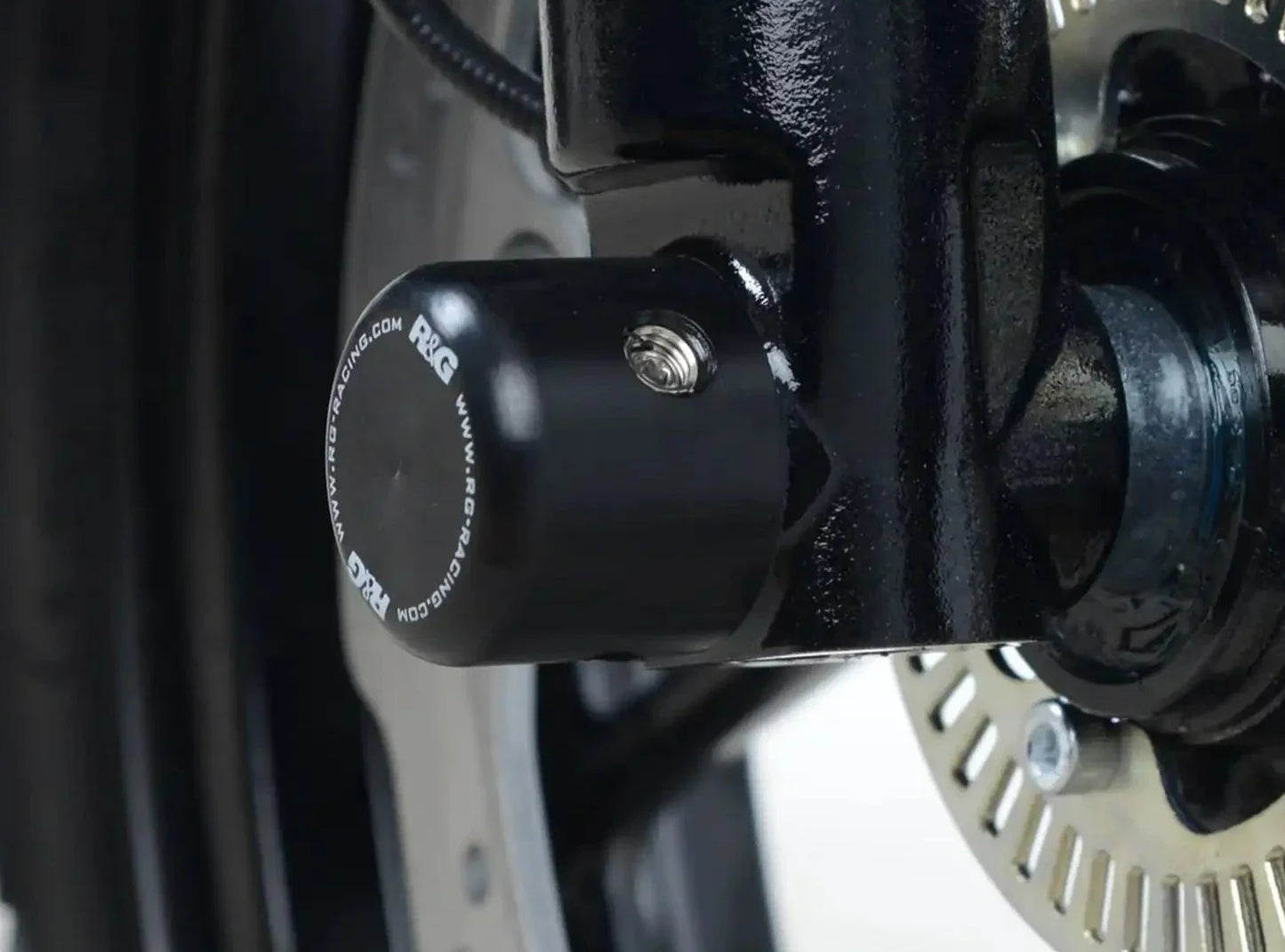 FP0202 - R&G RACING Suzuki GSX-R125 / S125 (2017+) Front Wheel Sliders