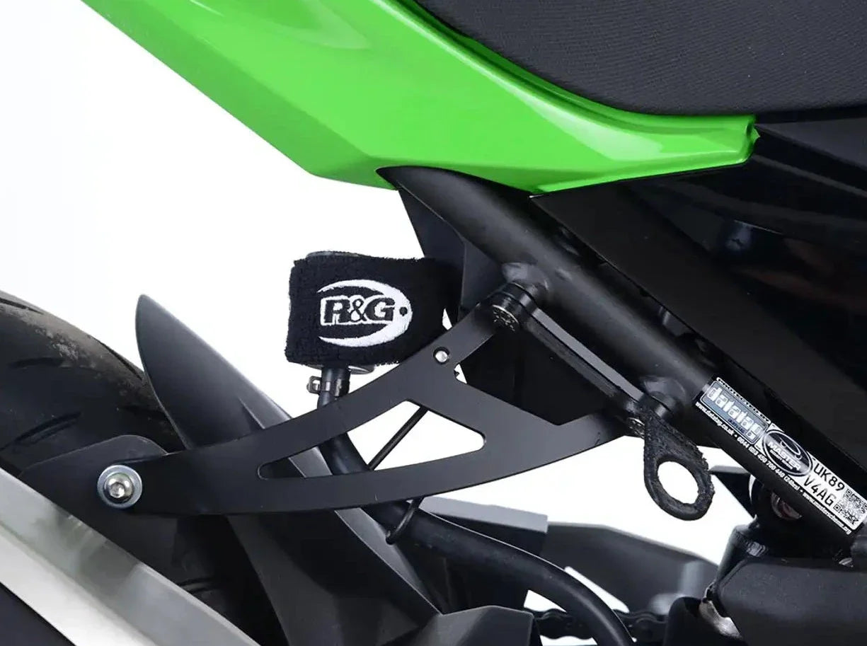 EH0085 - R&G RACING Kawasaki Ninja 250 / 400 / Z400 / Z250 Exhaust Hanger & Blanking Plate Kit