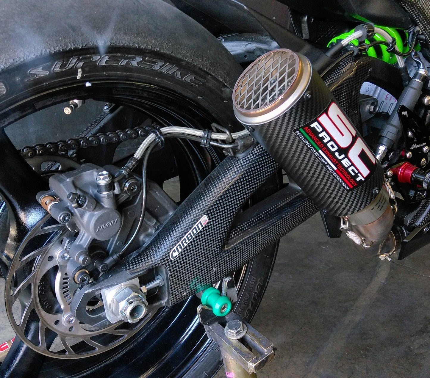 CARBON2RACE Kawasaki ZX-10R (16/...) Carbon Swingarm Covers