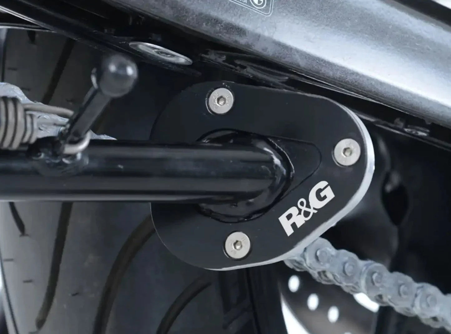 PKS0104 - R&G RACING BMW G310R (2017+) Kickstand Pad (shoe)