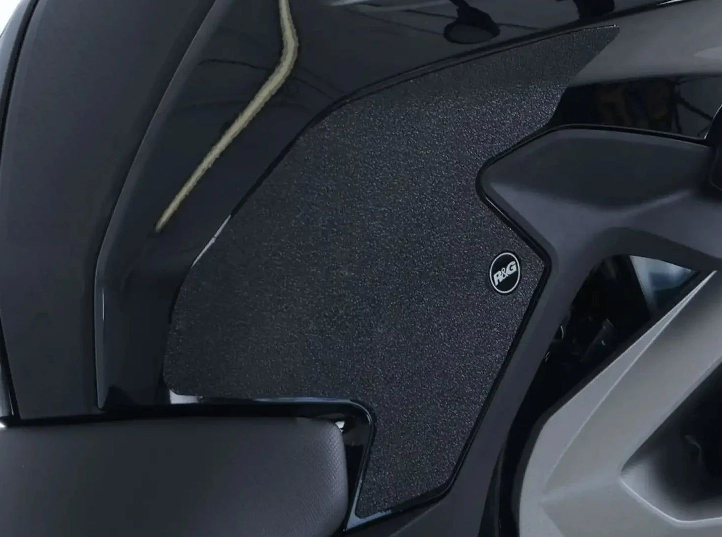 EZRG112 - R&G RACING BMW G310R (2017+) Fuel Tank Traction Grips