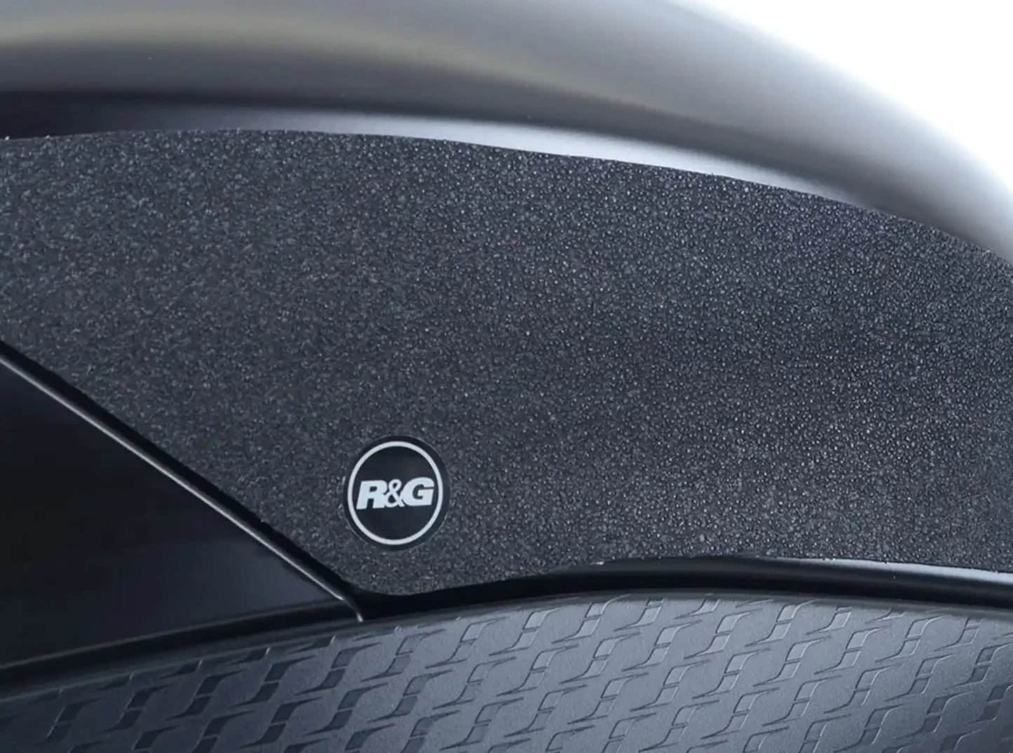 EZRG926 - R&G RACING Yamaha YZF-R6 (17/20) Fuel Tank Traction Grips