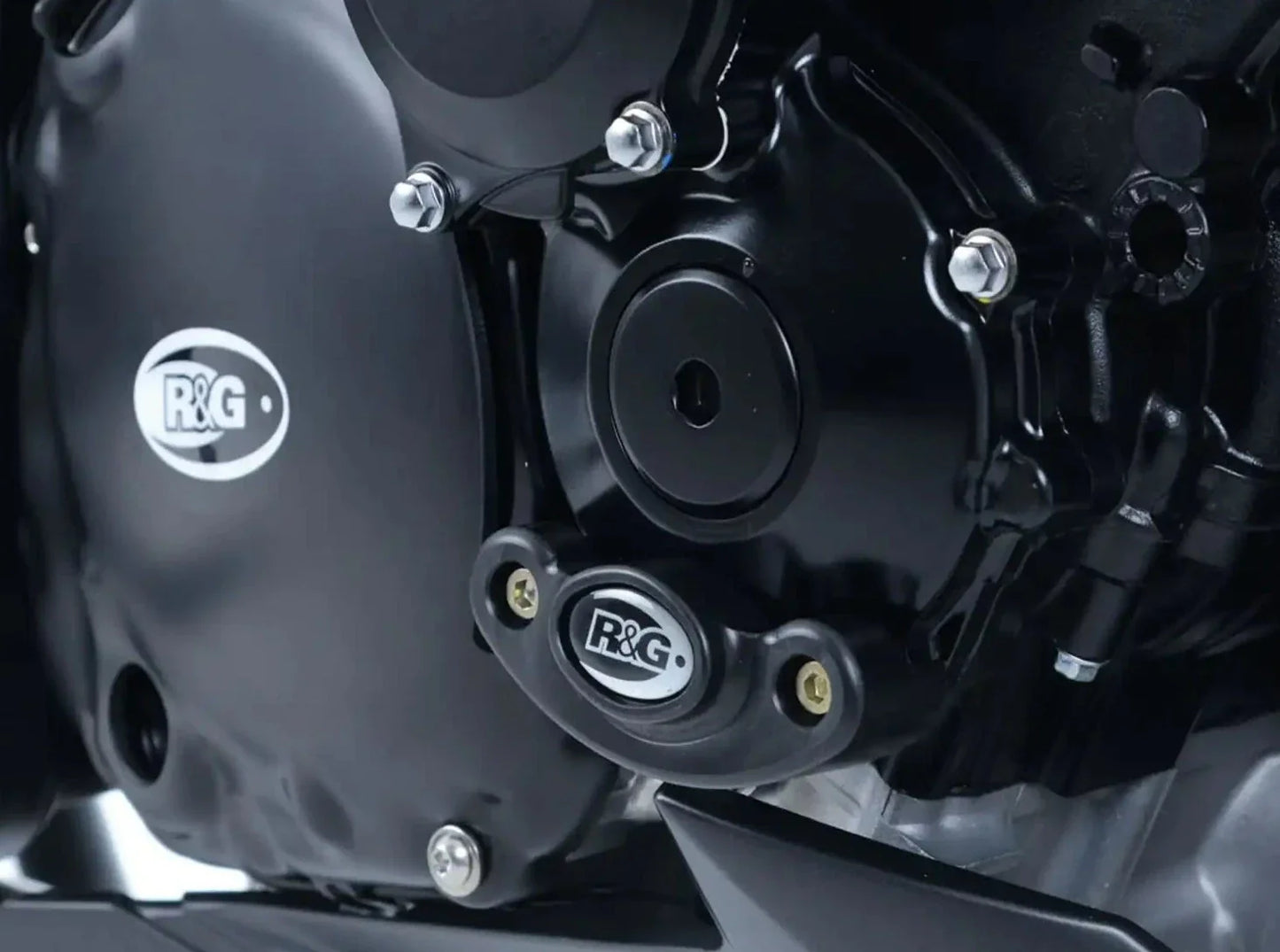 ECS0044 - R&G RACING Suzuki GSR600 / 750 / GSX-S750 Engine Case Slider (right)
