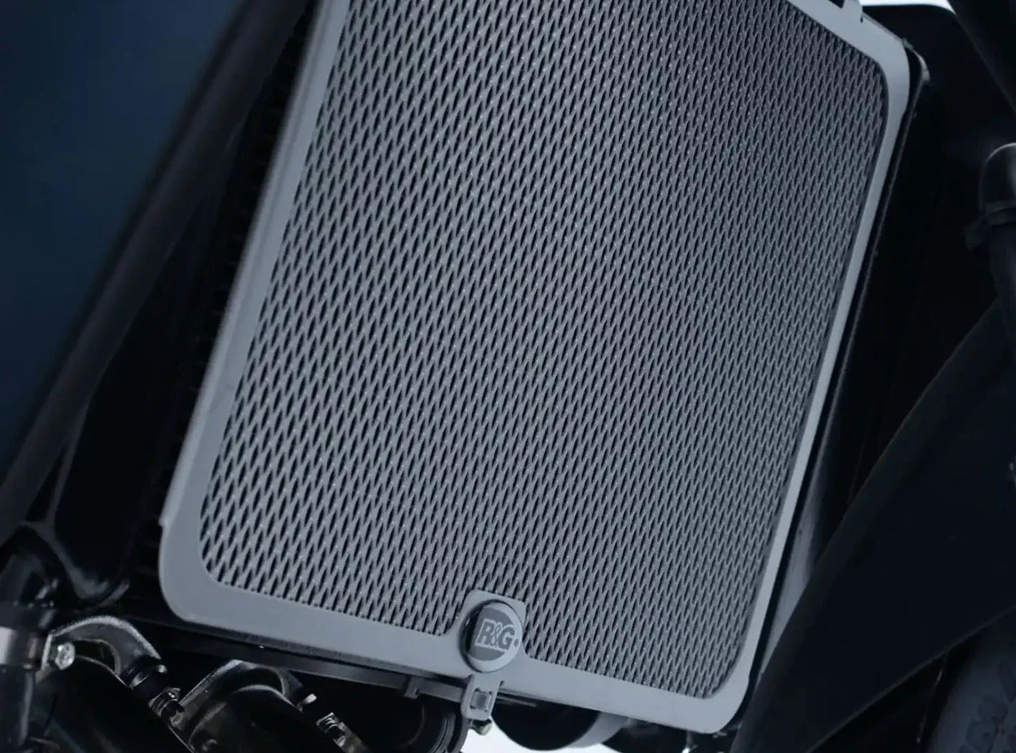 RAD0226 - R&G RACING Yamaha MT-09 / XSR900 / Tracer 900 Radiator Guard