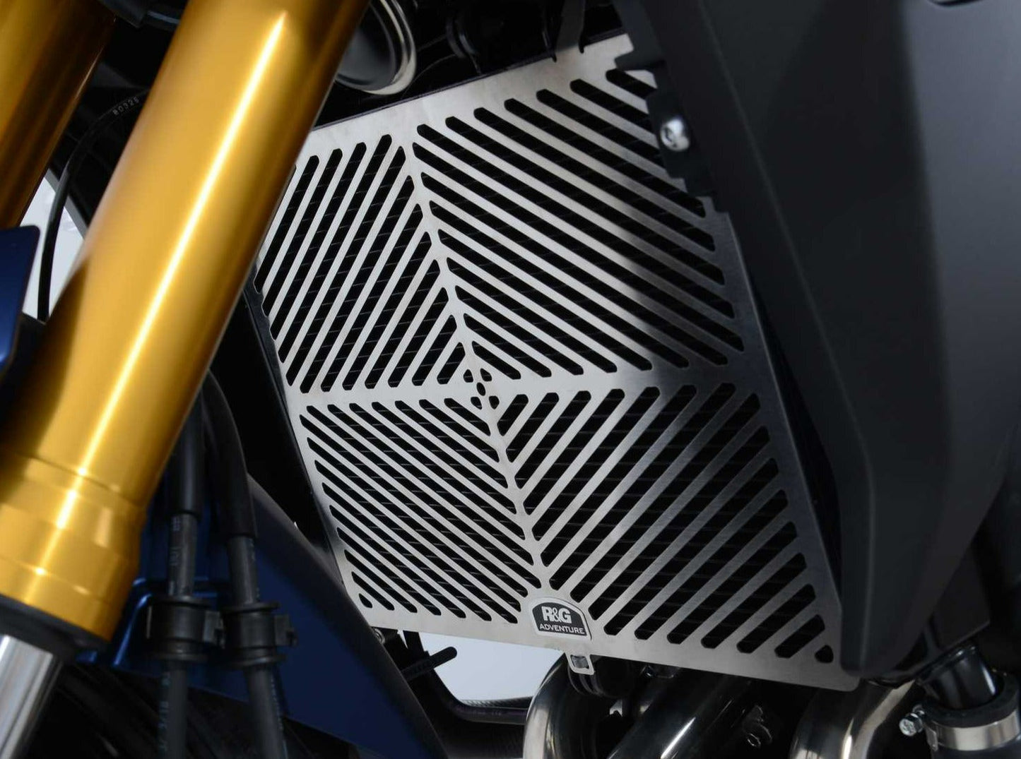 SRG0060 - R&G RACING Yamaha MT-09 / Tracer 900 Radiator Guard (steel)