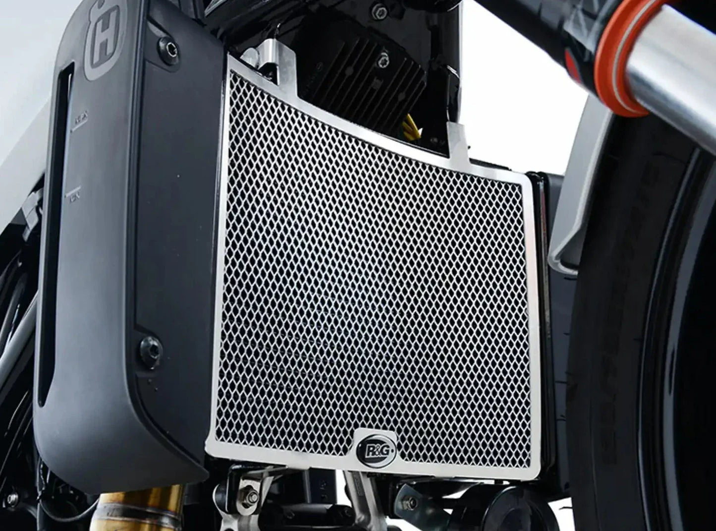 RAD0237 - R&G RACING Husqvarna Vitpilen 701 (18/22) Radiator Guard