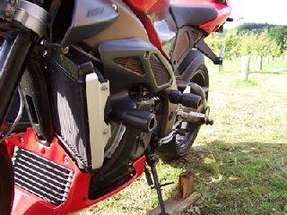 CP0134 - R&G RACING Aprilia Tuono V2 (02/05) Frame Crash Protection Sliders "Classic" (front)