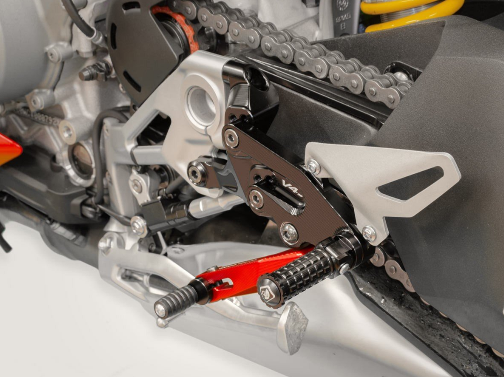PRSFV401 - DUCABIKE Ducati Streetfighter V4 (2020+) Adjustable Rearset