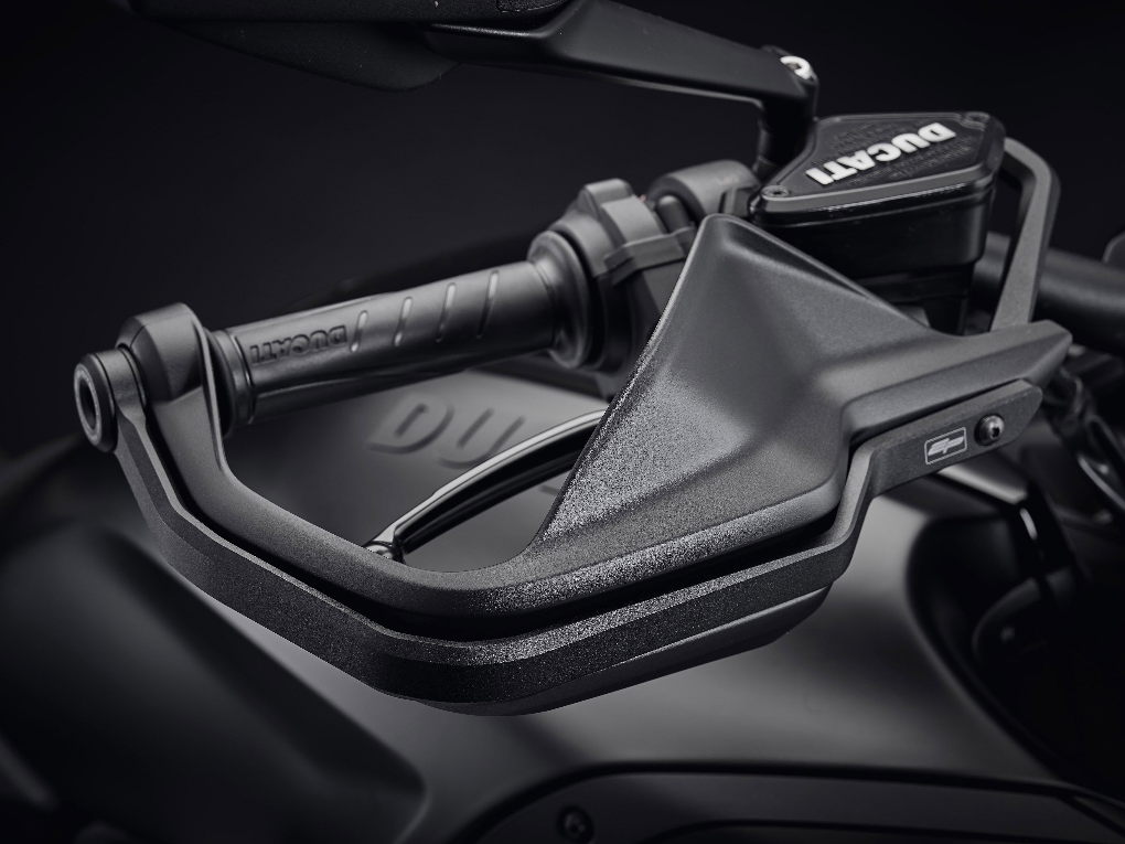 EVOTECH Ducati Diavel 1260 Handguard Protectors Kit