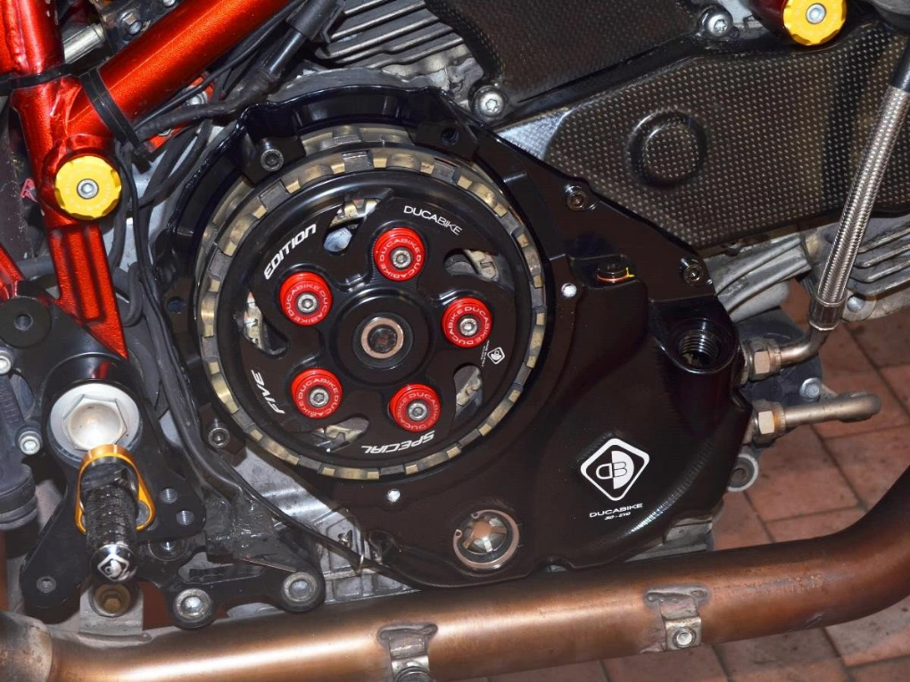 CCDV07 - DUCABIKE Ducati Dry Clutch Cooling Case (including oil filler cap)