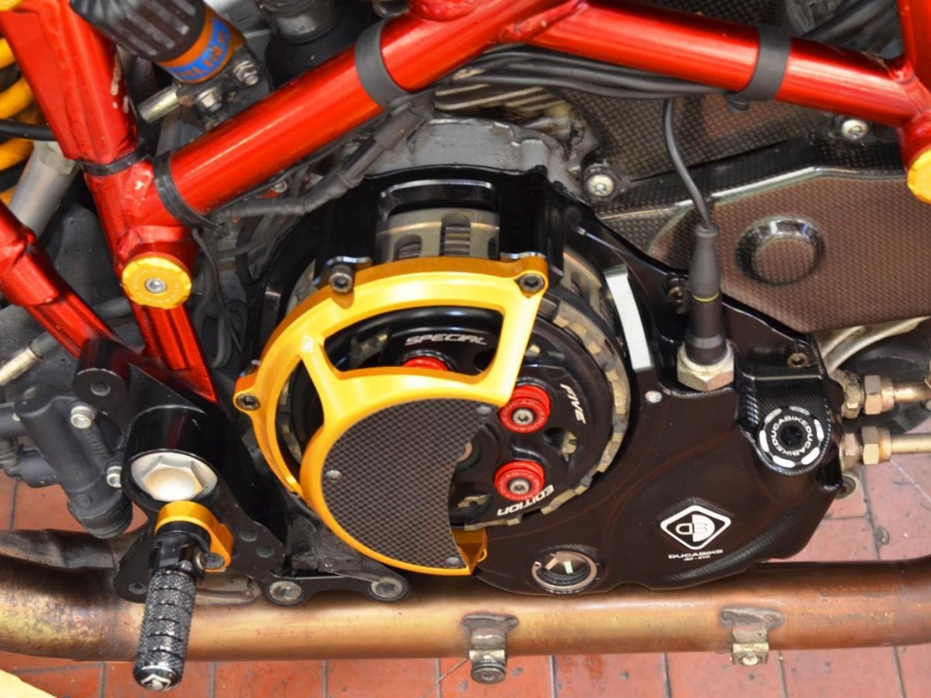 CCDV07 - DUCABIKE Ducati Dry Clutch Cooling Case (including oil filler cap)